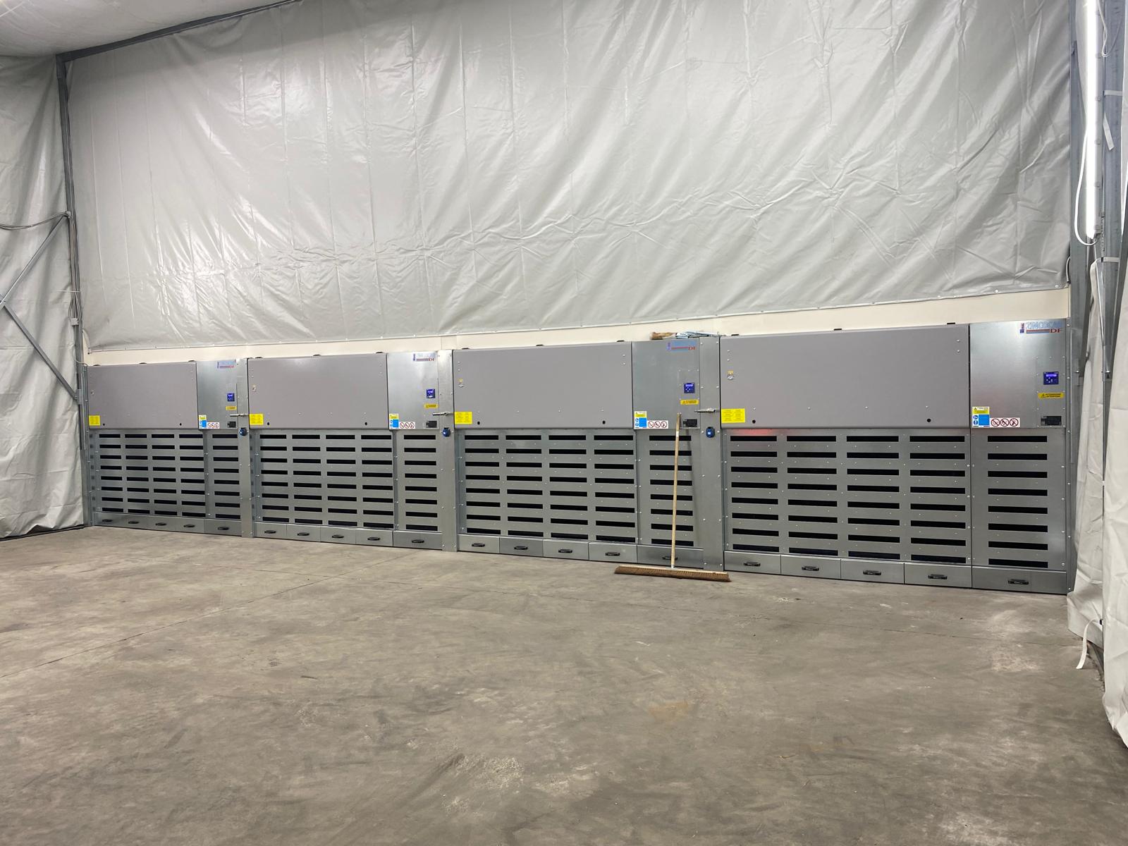 2 Retractable grinding tunnels for steel components in the nuclear sector