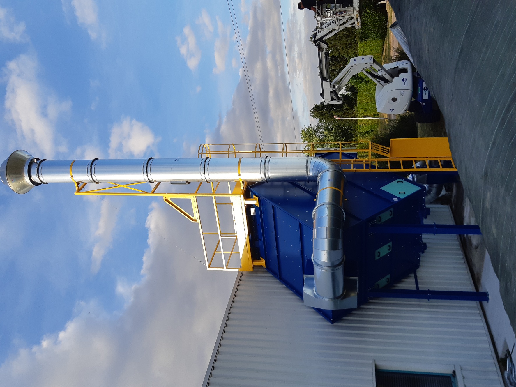 VOC absorption system for multiple solvant for chemical and labware industry