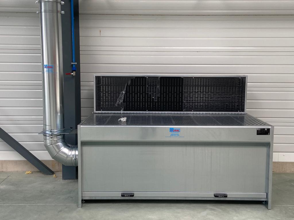 Extraction bench for a maintenance workshop