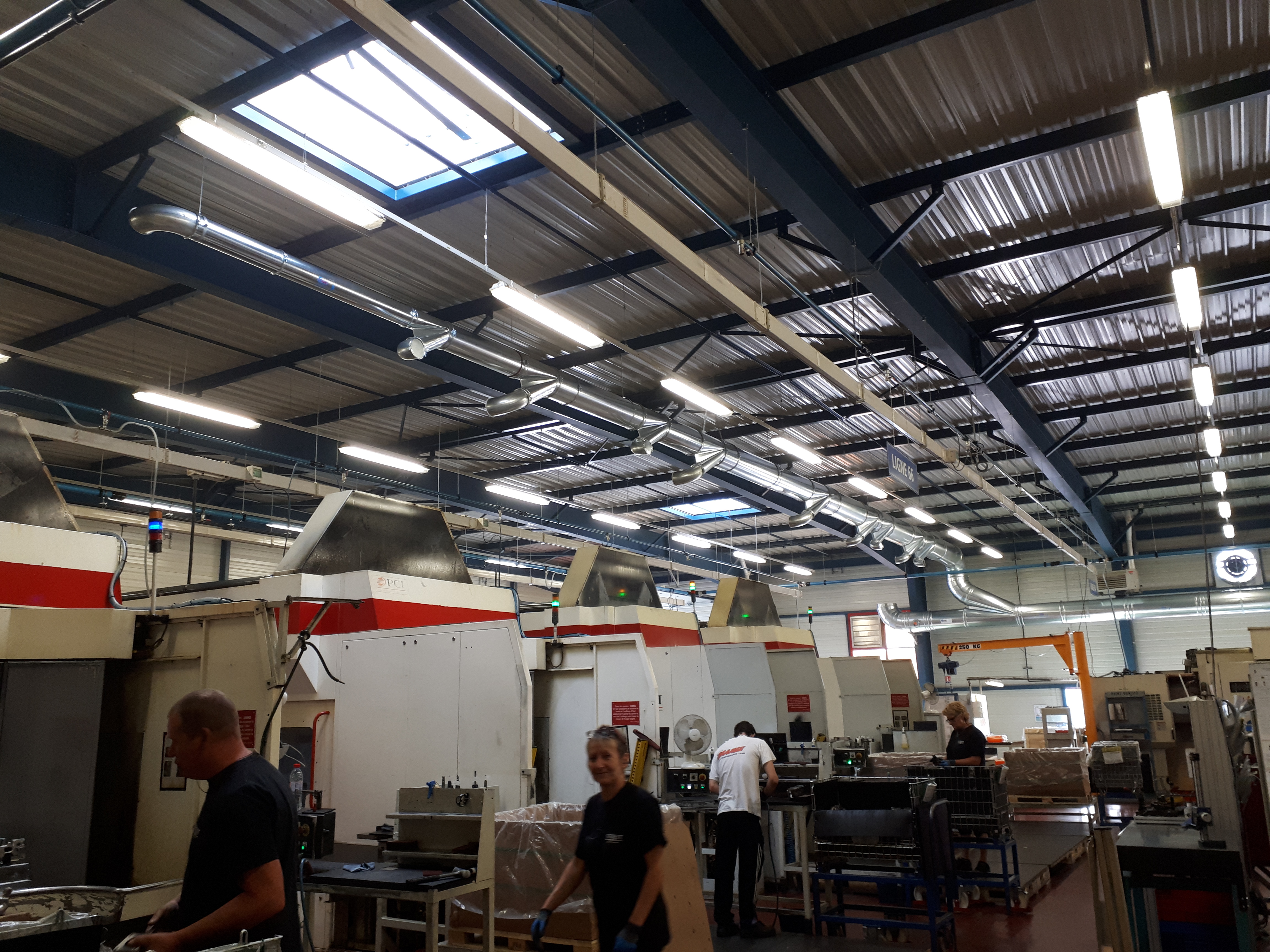 Oil mist filtration for machining - photo 2